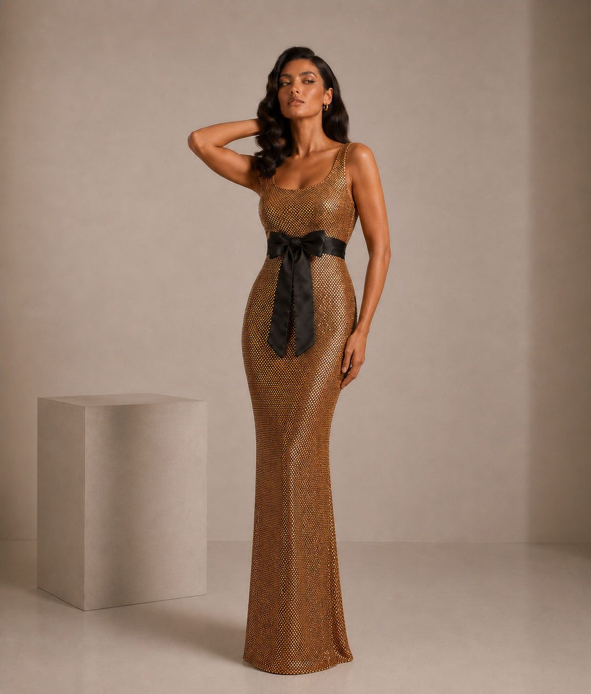 Noir-Bow Dress Gold